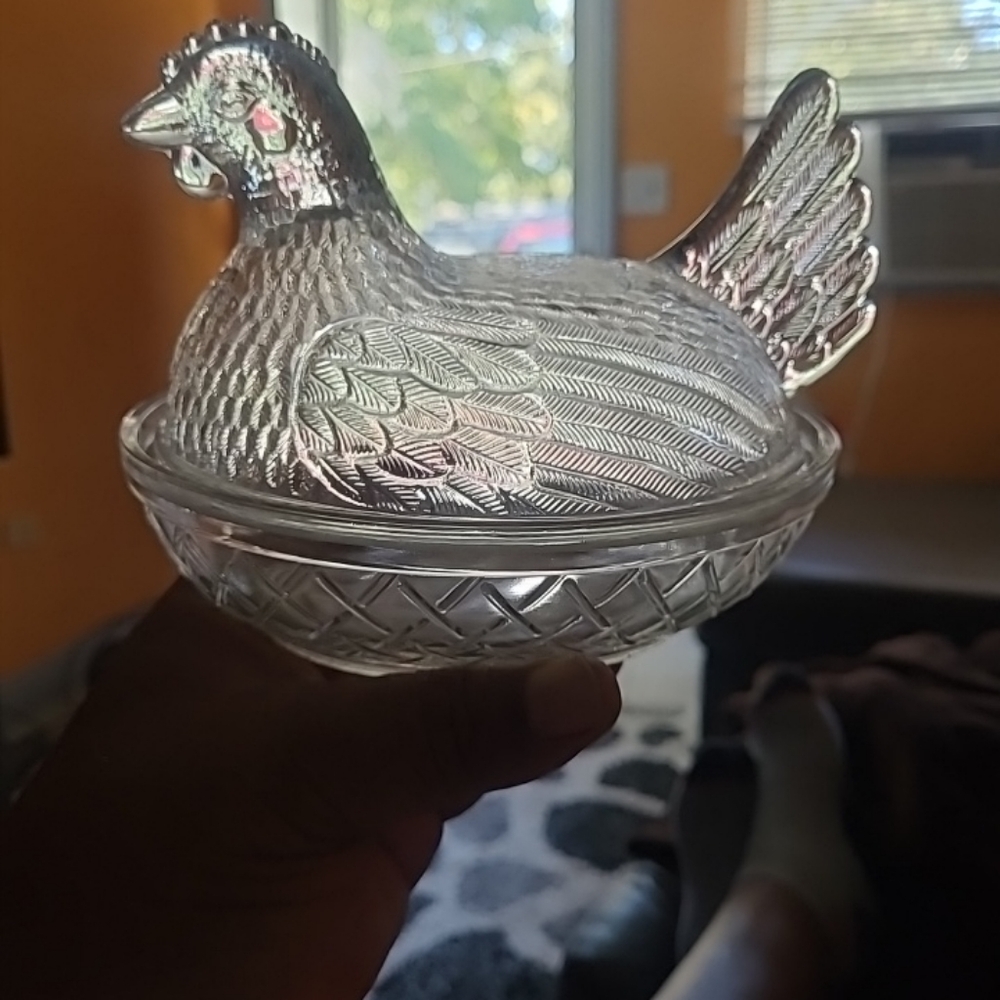 Candy dish
